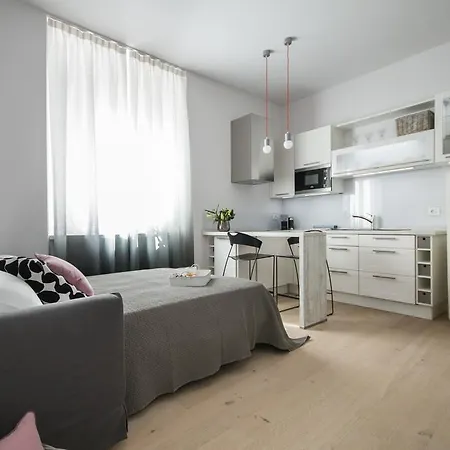 Lejlighed Cavour 51 *